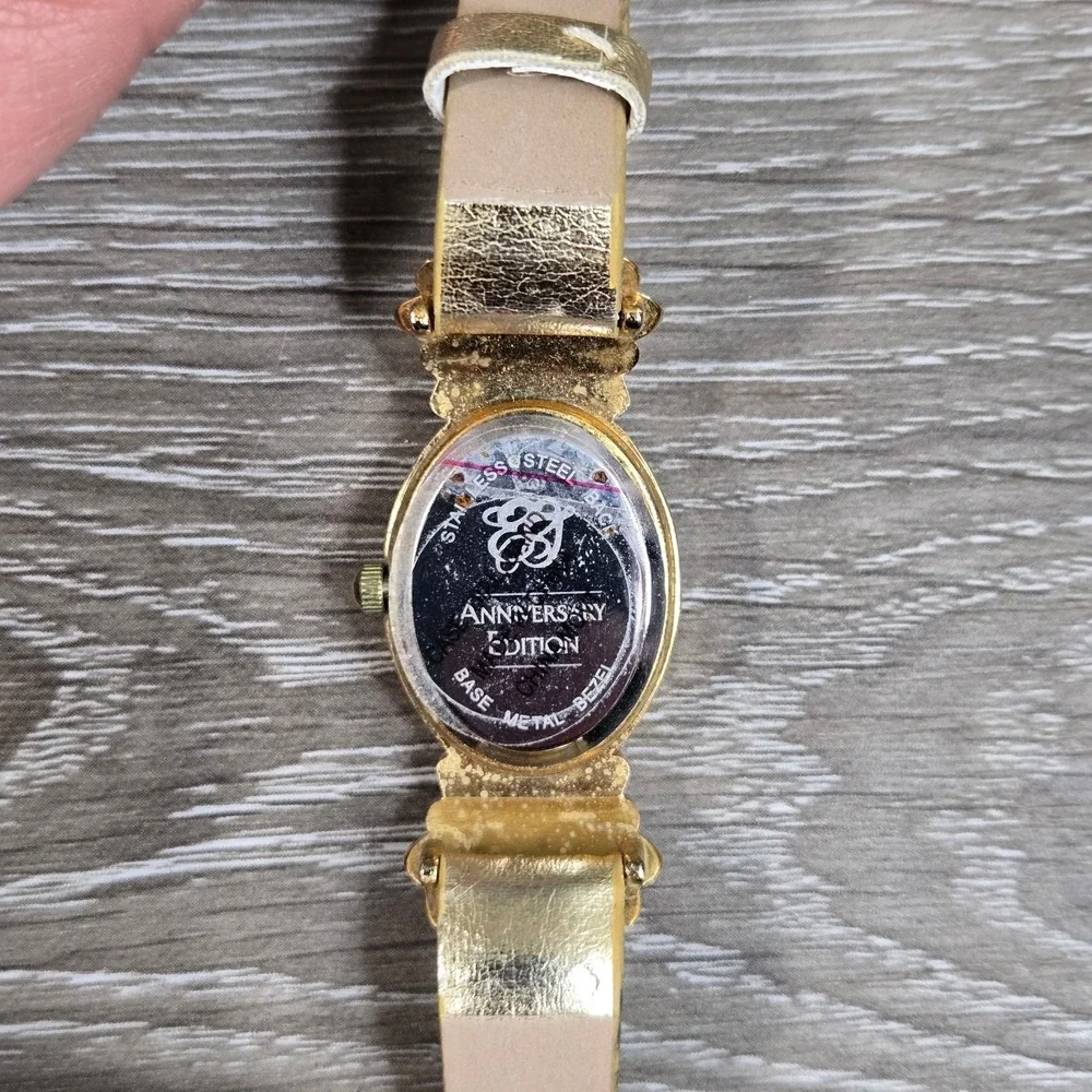 Elizabeth Taylor ET Anniversary women's watch Edition Gold Tone Watch Floral Cry